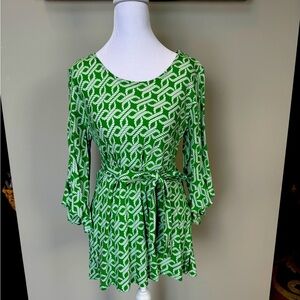 Escapada tie-waist shirt